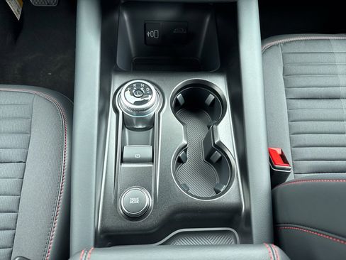 New 2026 Ford Explorer ST-Line image 21