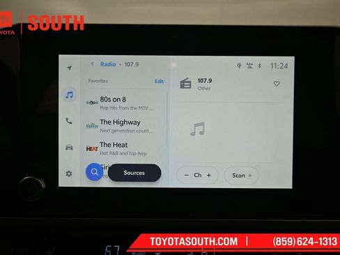 New 2026 Toyota Camry SE FWD image 14
