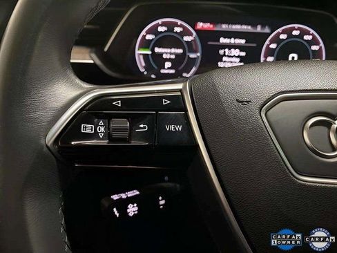 Used 2022 Audi e-tron Premium Plus w/ Premium Plus Package image 41