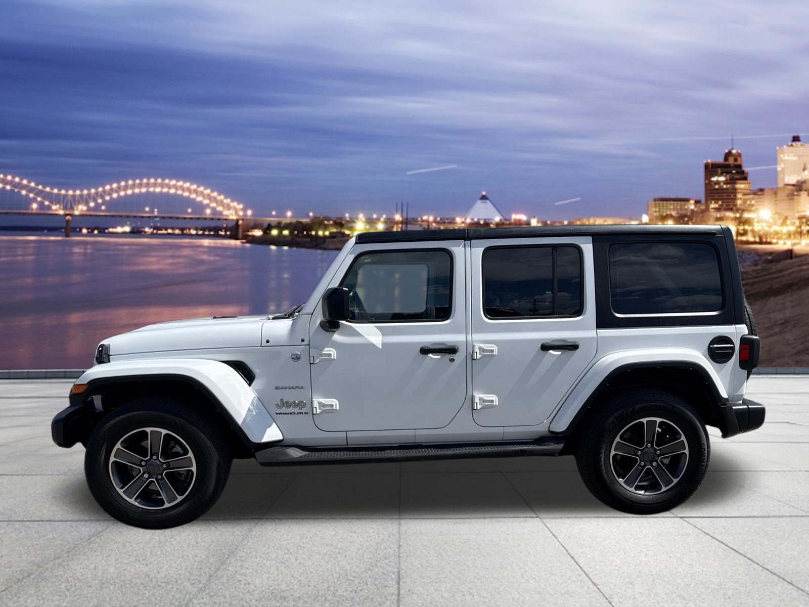 Used 2023 Jeep Wrangler Unlimited Sahara AWD/4WD image 2
