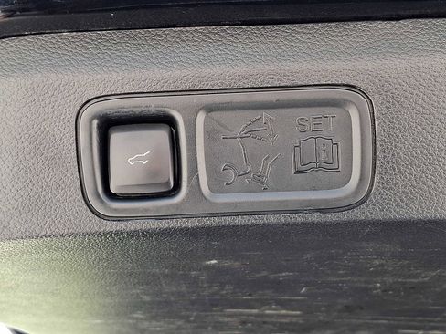 Used 2021 Lincoln Navigator L Reserve AWD/4WD image 25