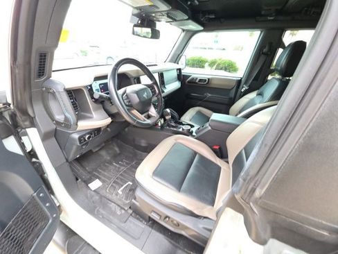 Used 2024 Ford Bronco Wildtrak AWD/4WD image 12