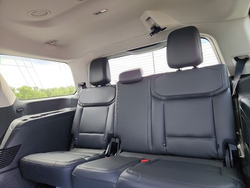 New 2026 Ford Expedition Active RWD image 12