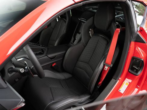 Used 2025 Chevrolet Corvette Z06 w/ Z07 Performance Package RWD image 17