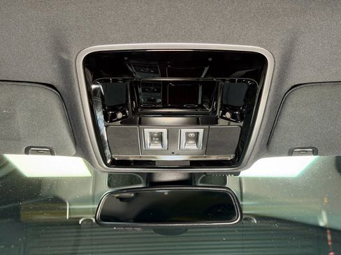 Used 2014 Land Rover Range Rover Supercharged image 31