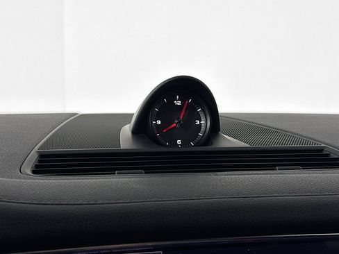 Certified 2023 Porsche Panamera 4 Platinum Edition AWD/4WD image 23