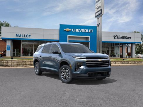 New 2026 Chevrolet Traverse LT w/ Driver Confidence Package image 25