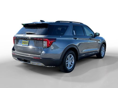 New 2026 Ford Explorer Active w/ Active Comfort Package RWD image 5