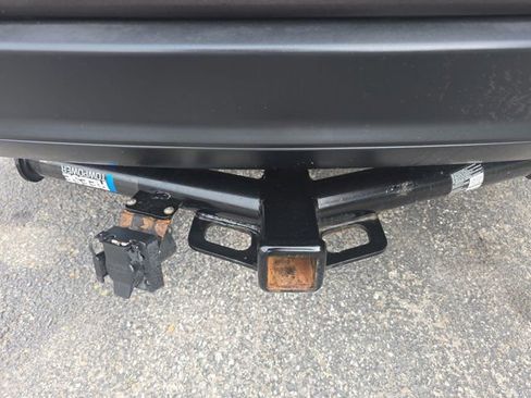 Used 2017 Jeep Grand Cherokee Laredo w/ Quick Order Package 23E image 12