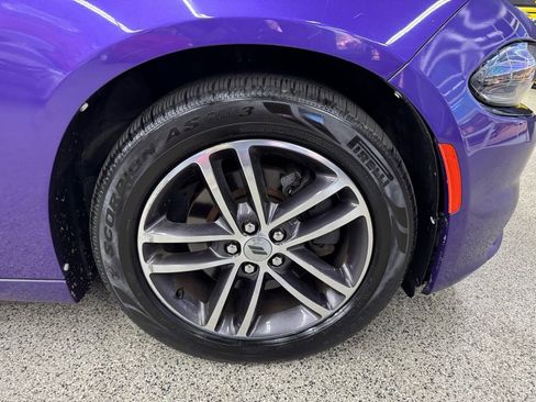 Used 2018 Dodge Charger GT AWD/4WD image 40