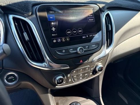 Used 2021 Chevrolet Equinox LT FWD image 20