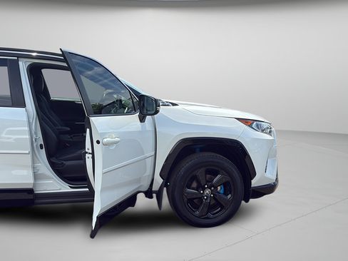 Used 2021 Toyota RAV4 XSE w/ Protection Package (TMS) AWD/4WD image 27