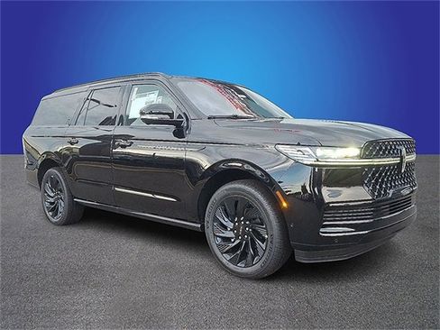 New 2025 Lincoln Navigator L Reserve w/ Jet Appearance Package image 2
