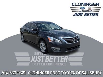 Used 2014 Nissan Altima 2.5 SL w/ Technology Package