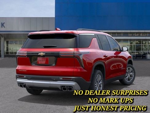 New 2026 Chevrolet Traverse LT w/ Driver Confidence Package FWD image 4