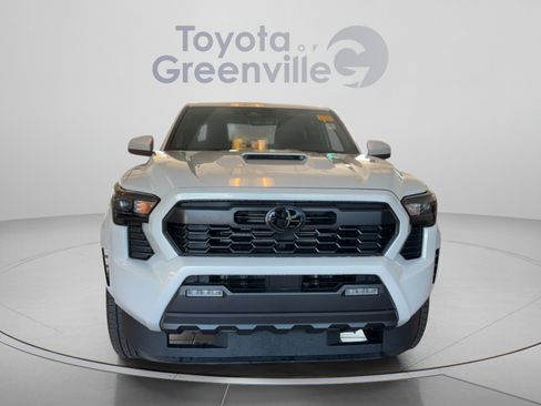 Used 2026 Toyota Tacoma TRD Sport AWD/4WD image 9