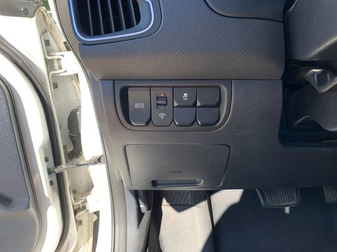 Used 2017 Kia Rio LX w/ Power Package FWD image 30