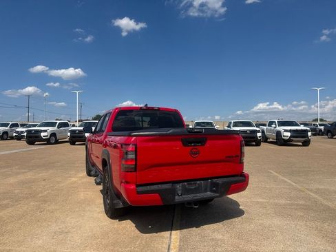 Used 2024 Nissan Frontier PRO-4X w/ Pro Convenience Package AWD/4WD image 18