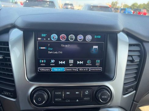 Used 2018 Chevrolet Tahoe Premier AWD/4WD image 22
