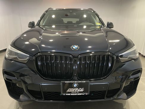 Used 2022 BMW X5 xDrive40i w/ M Sport Package AWD/4WD image 2