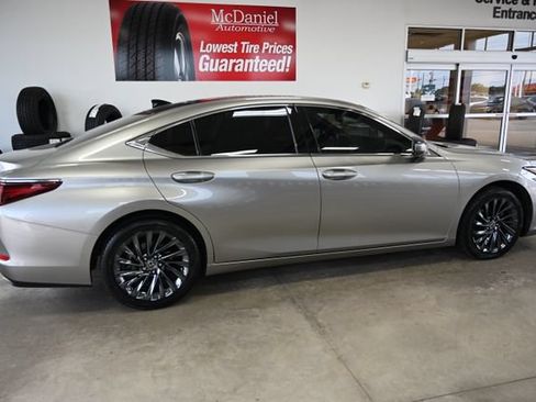 Used 2019 Lexus ES 350 w/ Accessory Package 2 FWD image 5