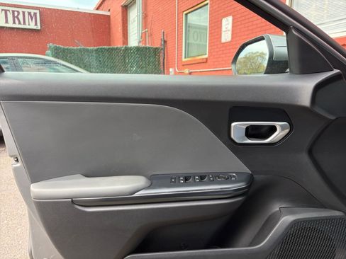 Used 2025 Kia K4 LXS FWD image 18