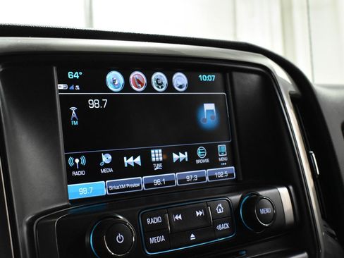 Used 2018 Chevrolet Silverado 1500 LT w/ All Star Edition image 17