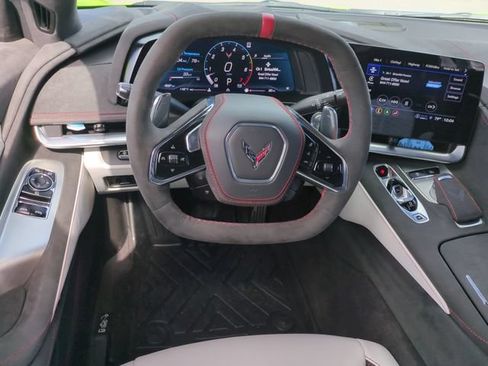 Used 2023 Chevrolet Corvette Stingray Premium Cpe RWD image 17