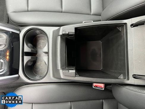 Used 2025 Chevrolet Colorado LT w/ LT Convenience Package image 24