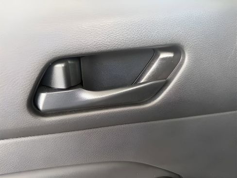 Used 2024 Nissan Altima 2.5 SV image 17