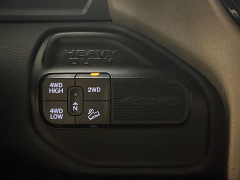 Used 2022 RAM 2500 Laramie AWD/4WD image 29