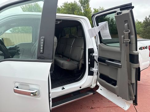 Used 2016 Ford F150 XLT w/ Equipment Group 302A Luxury AWD/4WD image 20
