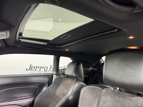 Used 2023 Dodge Challenger R/T w/ Plus Package image 4