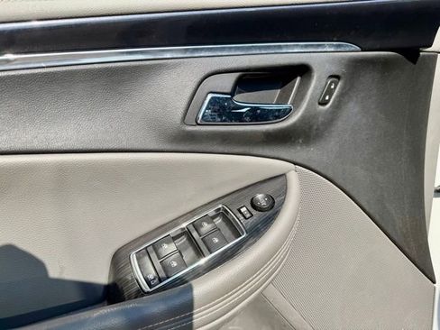 Used 2018 Chevrolet Impala LS image 16