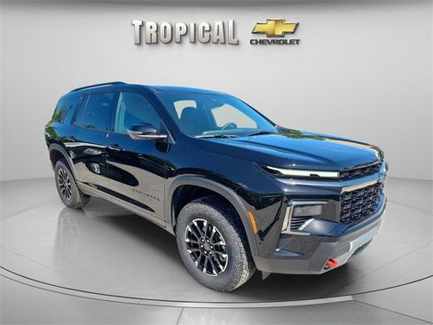 New 2026 Chevrolet Traverse Z71 w/ Enhanced Driving Package image 7