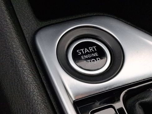 Used 2020 Nissan Sentra SV FWD image 22