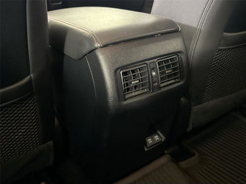 Certified 2022 Toyota 4Runner TRD Off-Road Premium w/ Moonroof Package AWD/4WD image 36