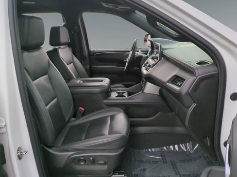 Used 2024 Chevrolet Tahoe LT image 15