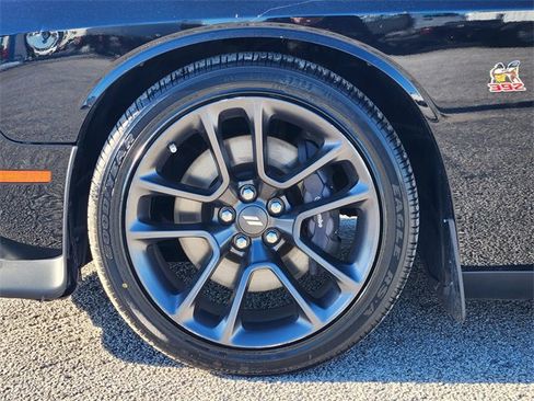 Used 2021 Dodge Challenger R/T Scat Pack image 10