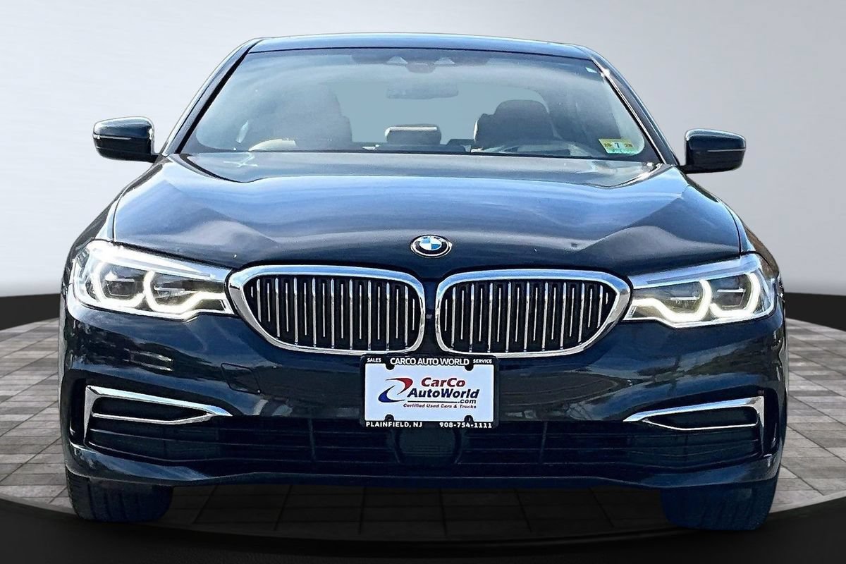 Used 2019 BMW 530i xDrive AWD/4WD image 2