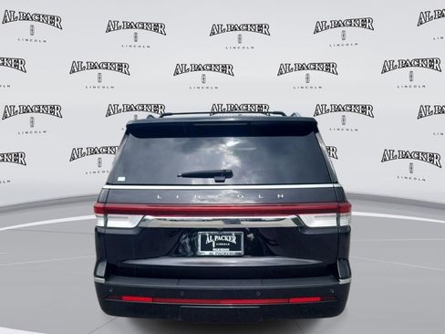 Used 2022 Lincoln Navigator L Reserve w/ Monochromatic Package AWD/4WD image 4