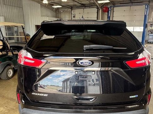 Used 2019 Ford Edge SE AWD/4WD image 5