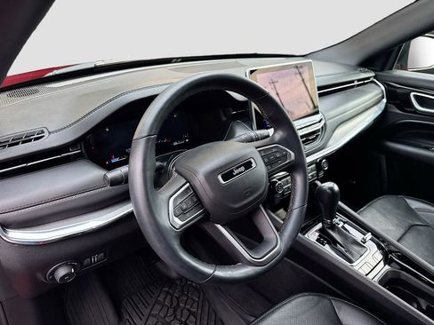 Used 2022 Jeep Compass Limited w/ (RED) Package image 7