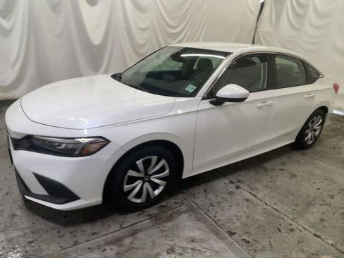 Used 2022 Honda Civic LX image 4