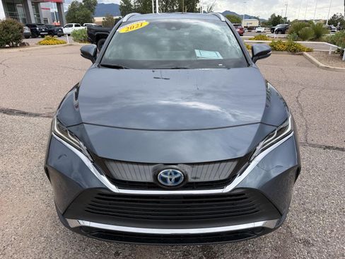 Used 2021 Toyota Venza XLE w/ Softex Package AWD/4WD image 9