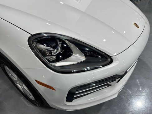 Used 2019 Porsche Cayenne AWD/4WD image 13