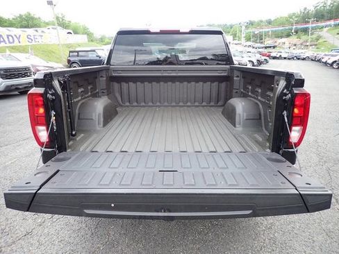 Used 2022 GMC Sierra 1500 Elevation AWD/4WD image 8