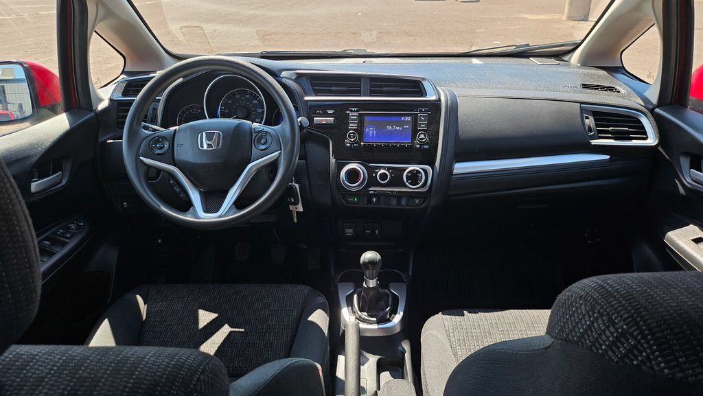 Used 2015 Honda Fit LX image 27