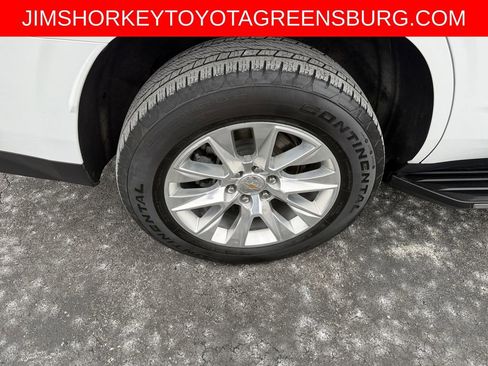 Used 2024 Chevrolet Tahoe Premier AWD/4WD image 29