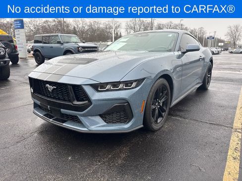 Used 2025 Ford Mustang GT image 2
